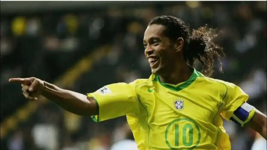 在此时谈论 在此时谈论