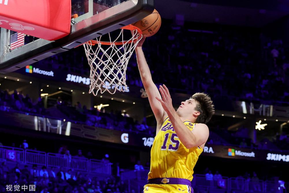 在这届比赛 在这届比赛