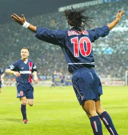 今夏曼城虽 今夏曼城虽