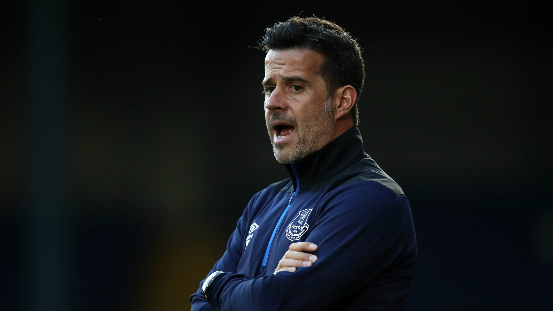 接到来自边 接到来自边